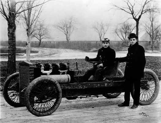 1904 Ford 999 racer.  Land speed record 84mph (136kph). Internal combustion