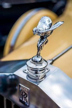 Rolls Royce hood ornament